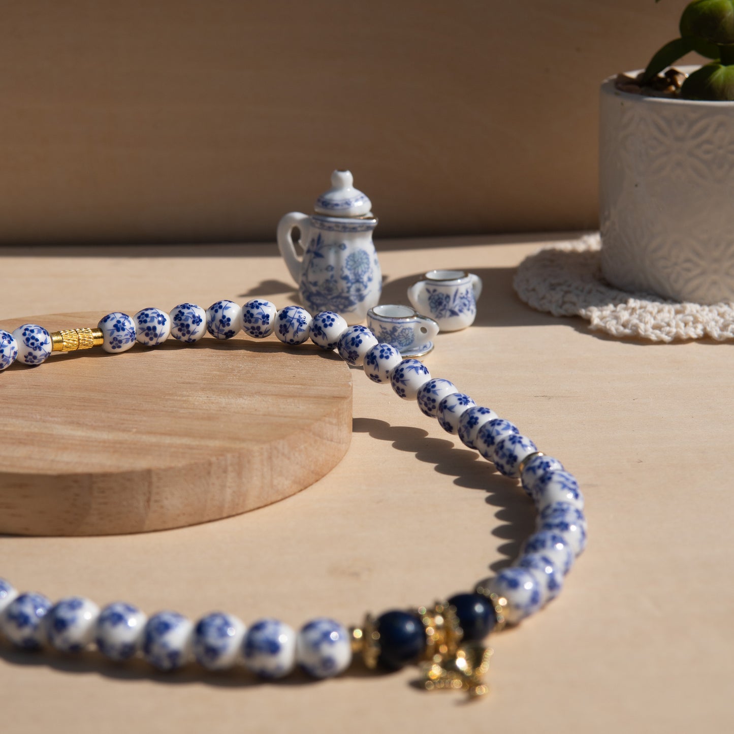 Dido Belle Healing Stone Choker