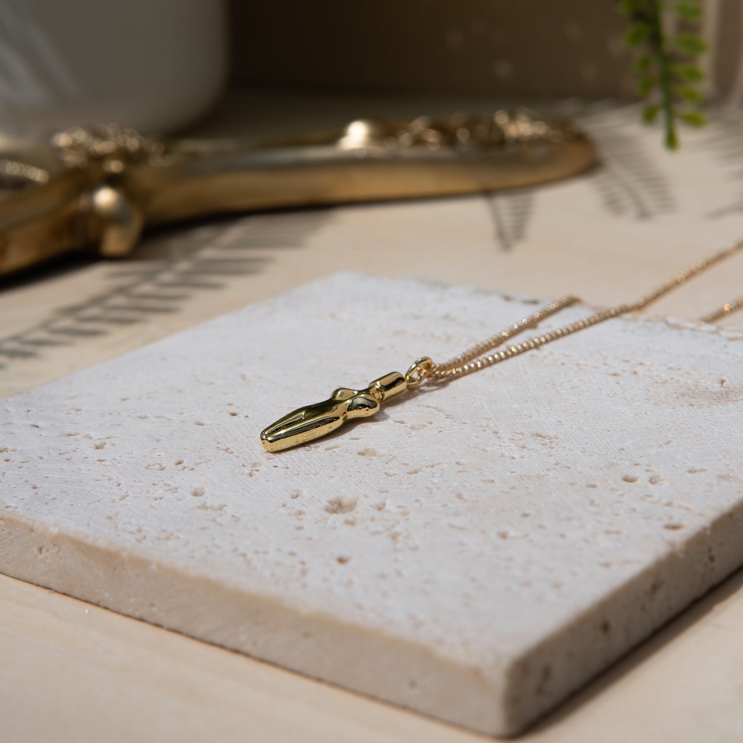 Wuri Gold Necklace
