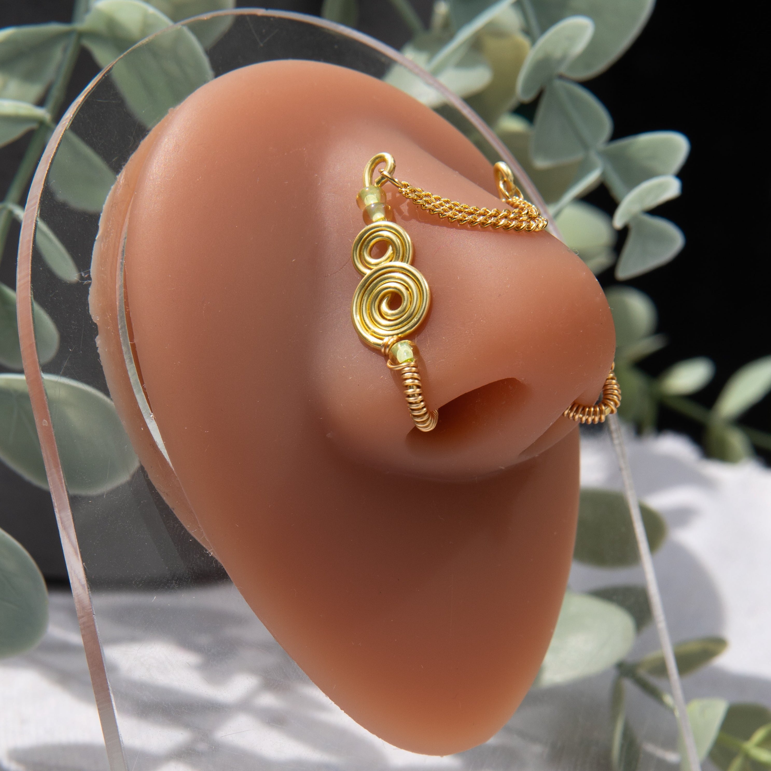 Yasigi gold bridge nose cuff