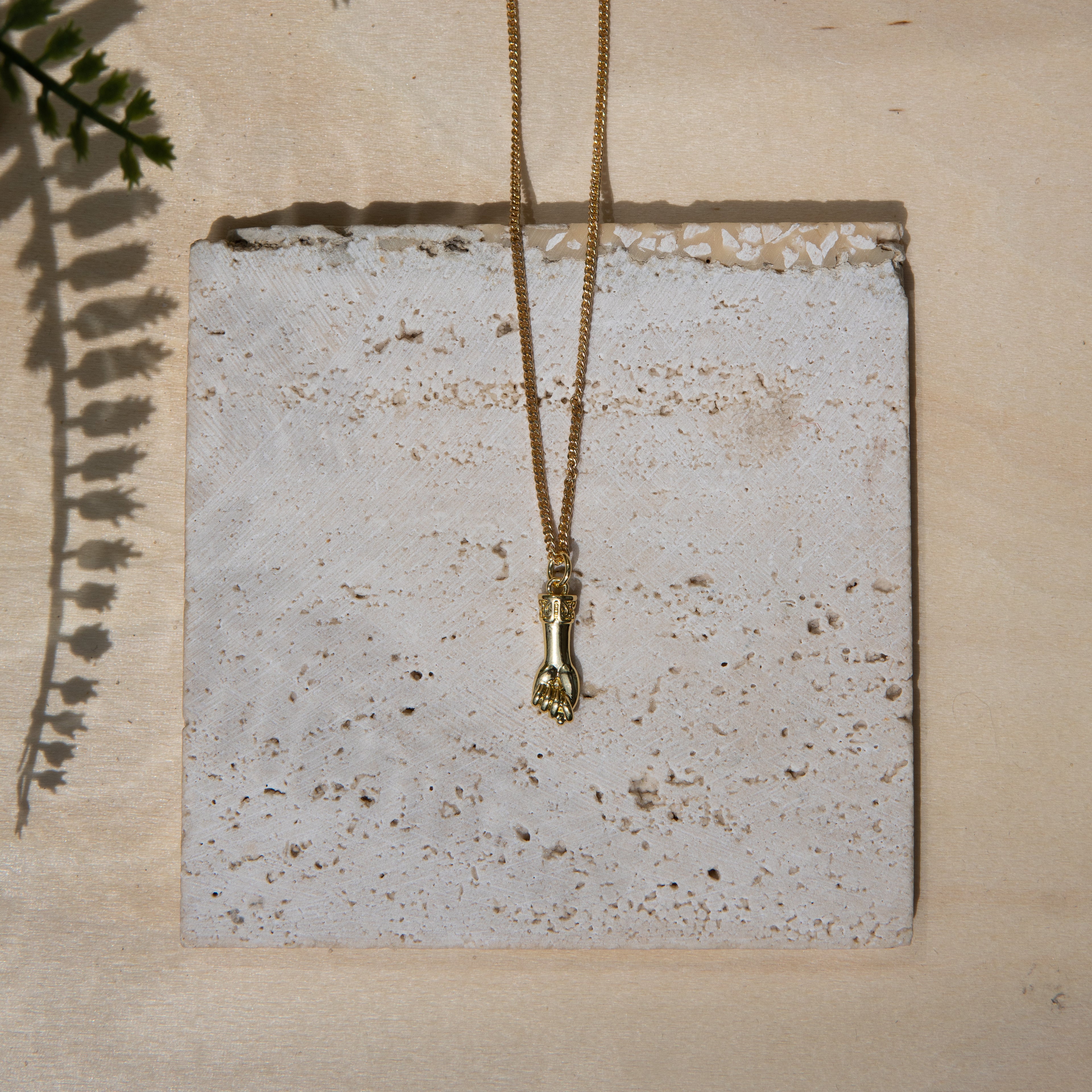 Calarto Gold Necklace