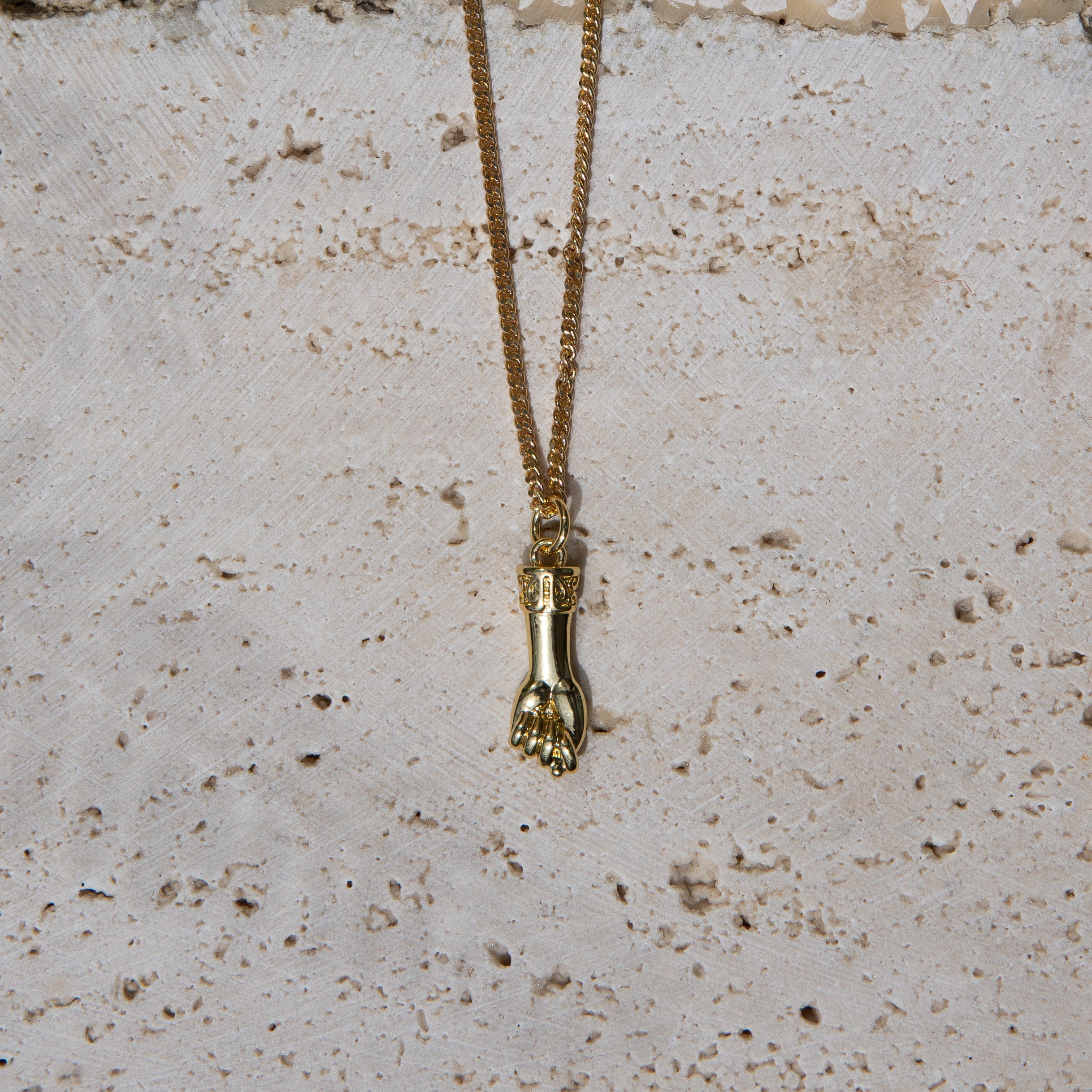 Calarto Gold Necklace
