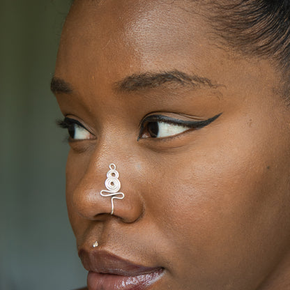 la madama silver nose cuff