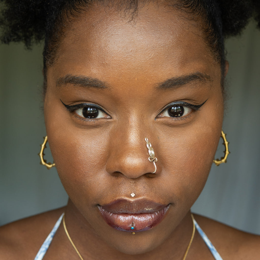 La Madama Silver Nose Cuff