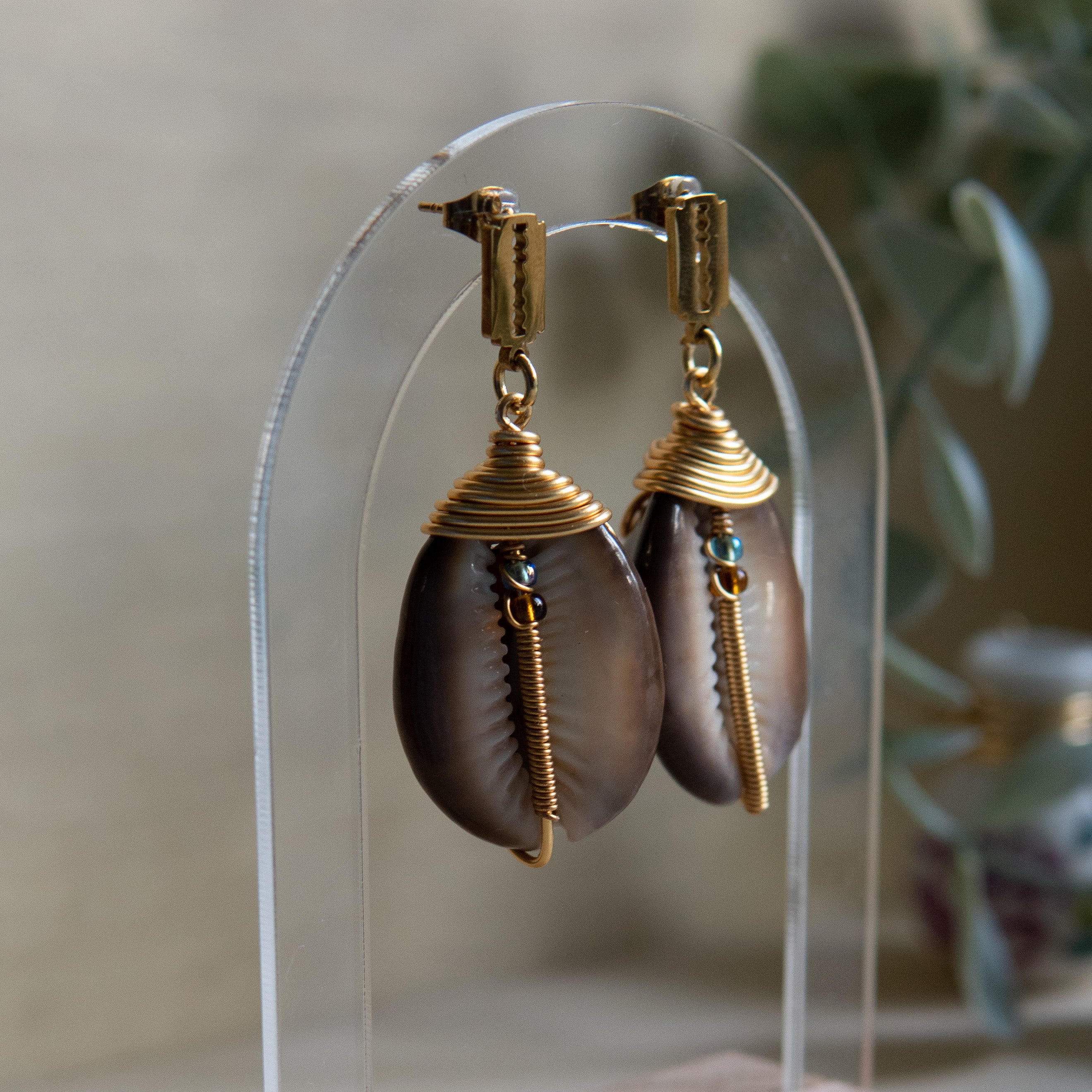 La Baleine Gold Earrings