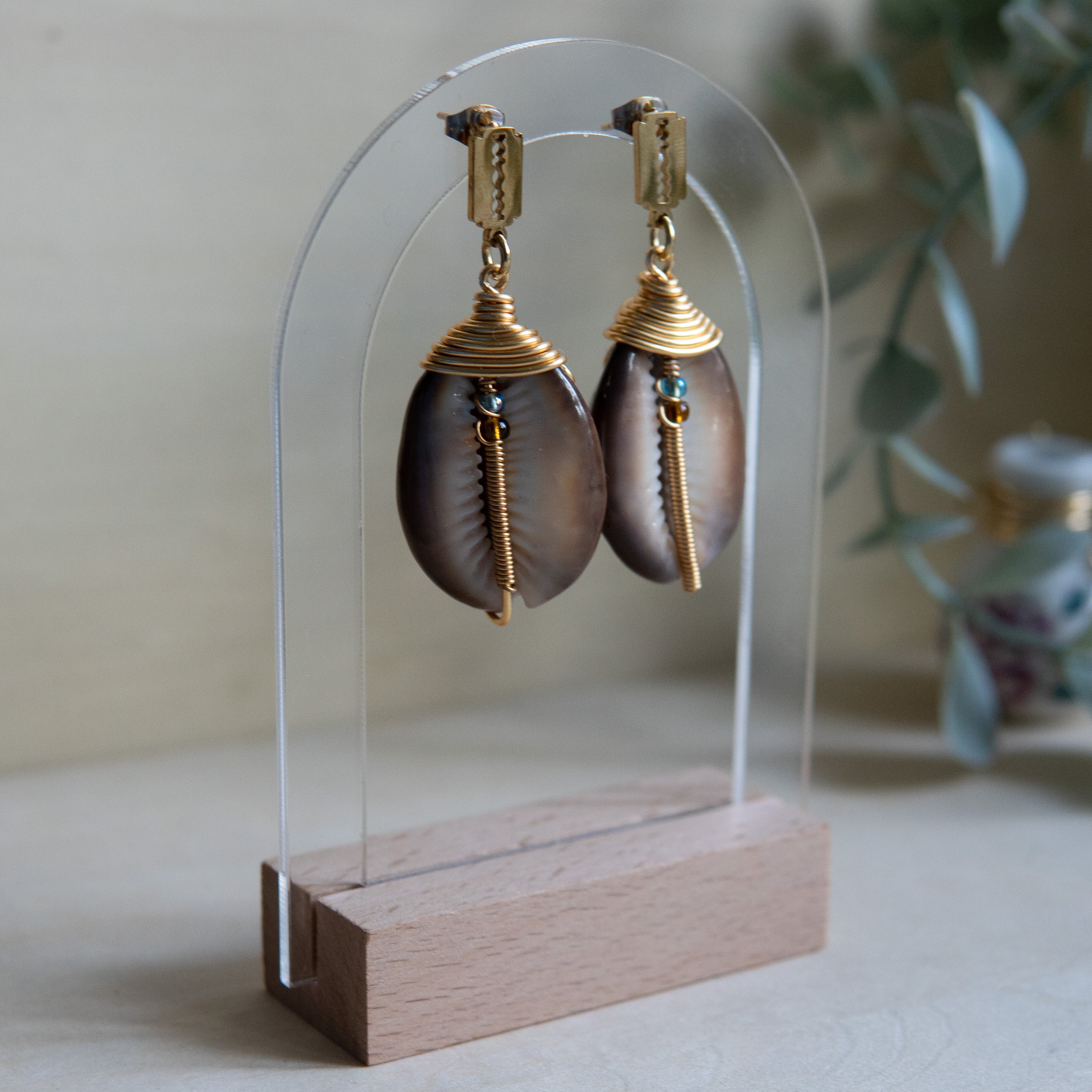 La Baleine Gold Earrings