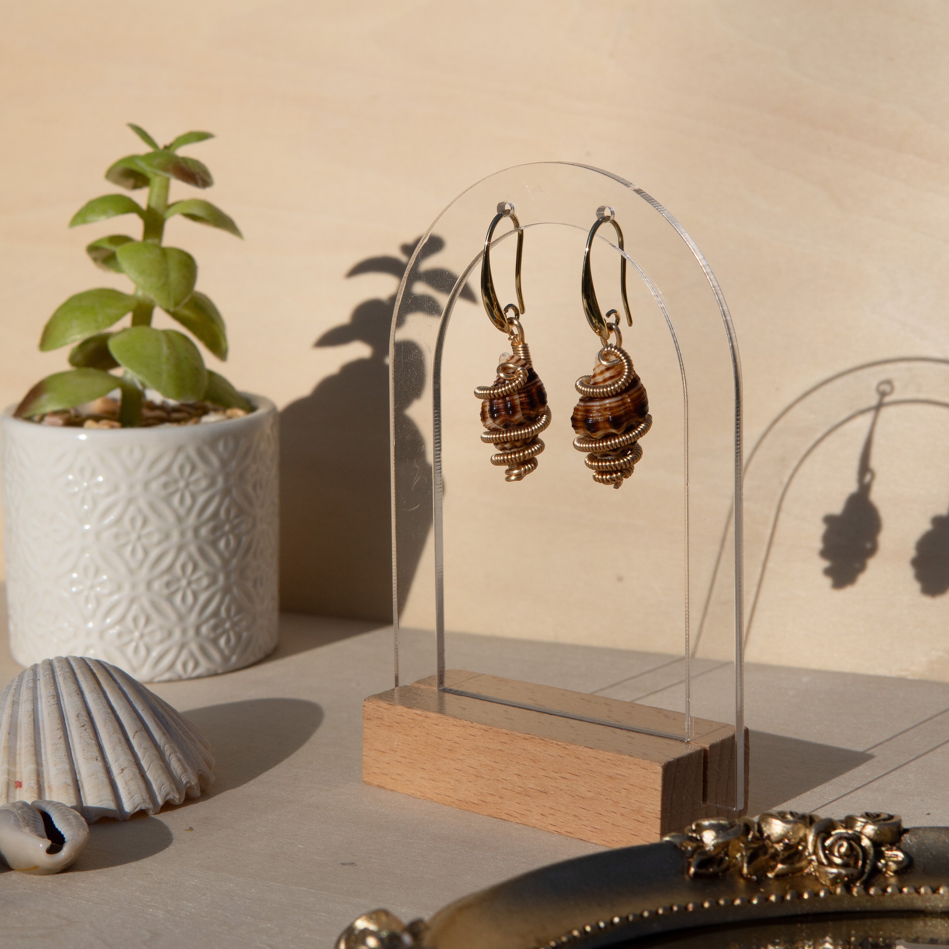 Mami Wata Julie: Shell Earrings