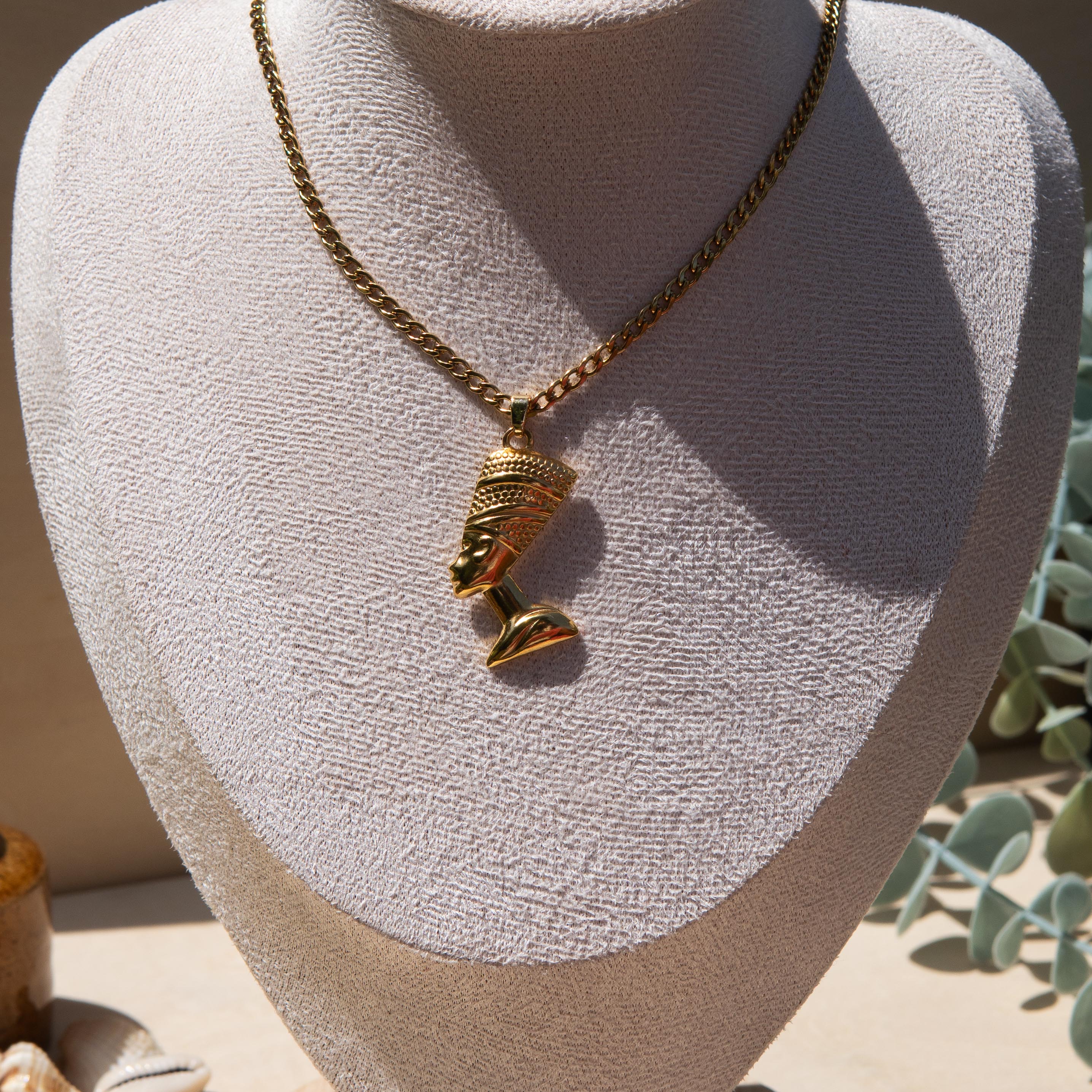 Nefertiti Gold Necklace
