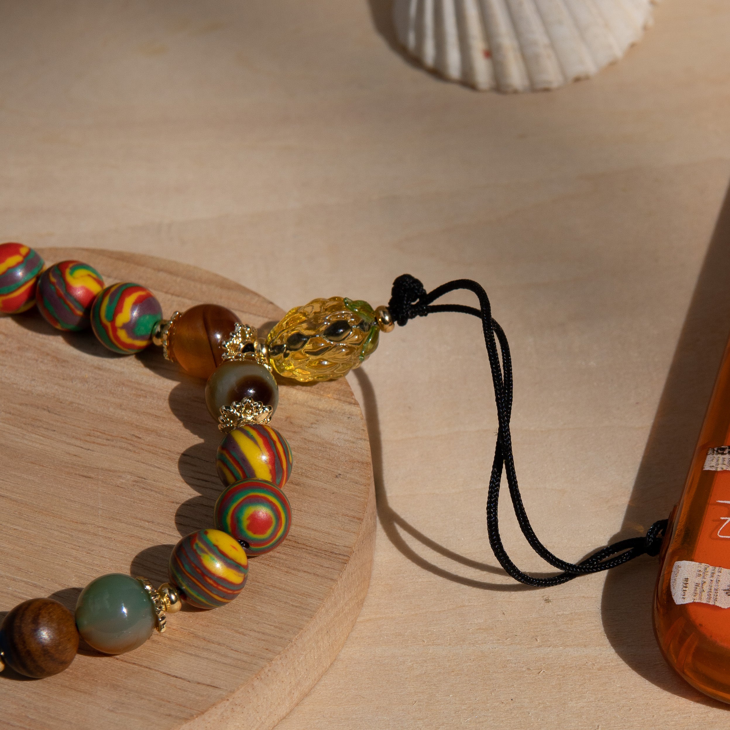 Queen Nanny Slogan Phone Charm Strap