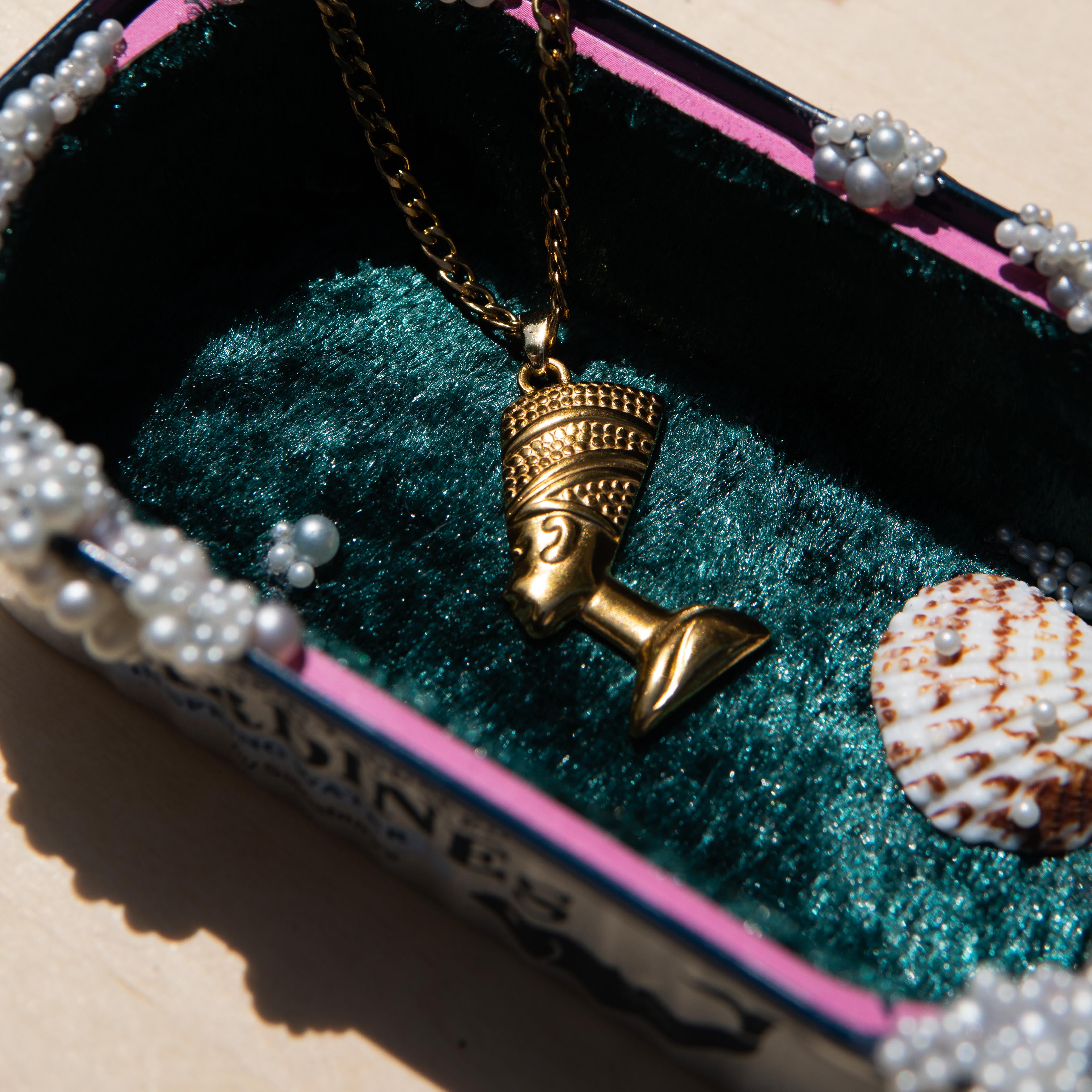The Mama D'Leau Trinket Tray