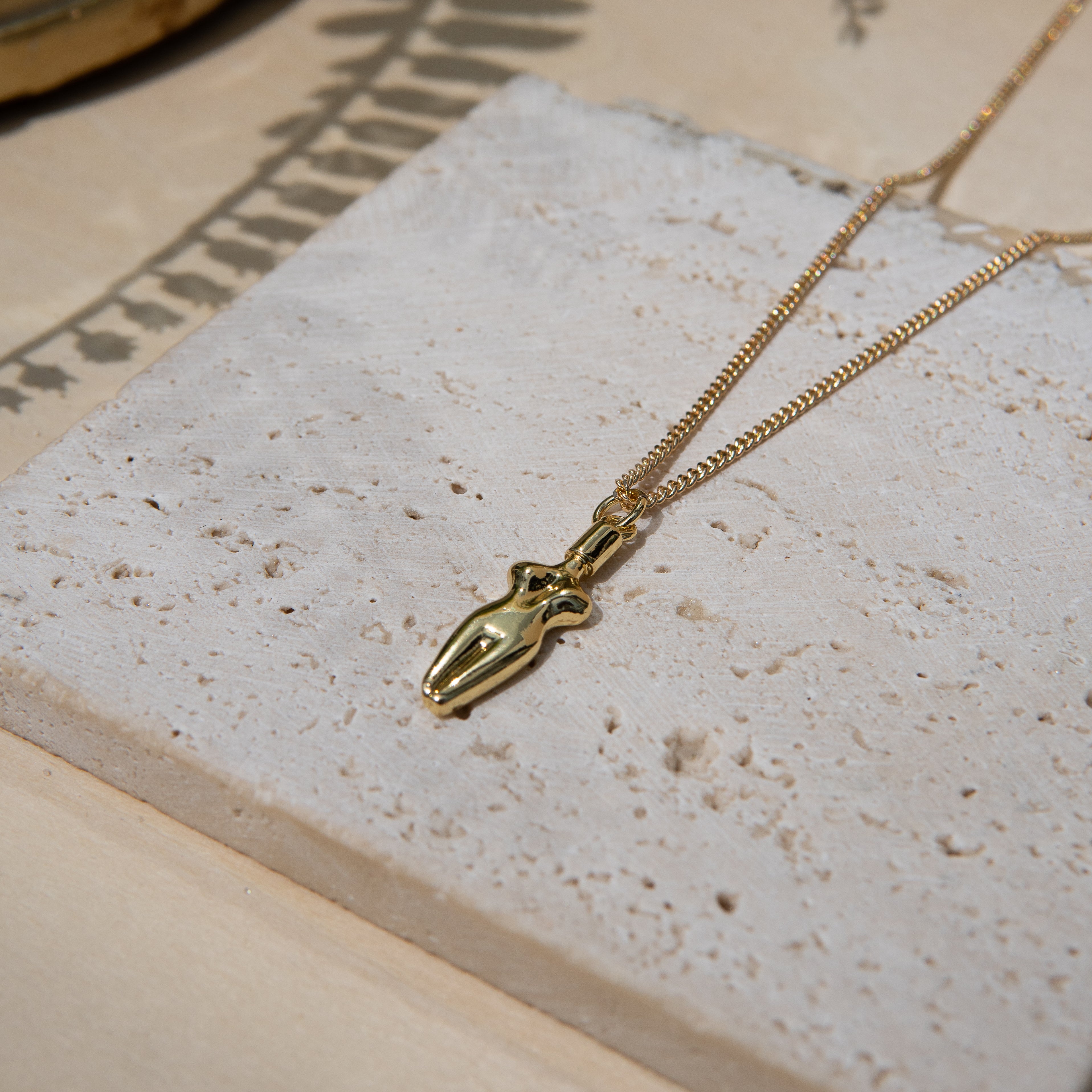Wuri Gold Necklace