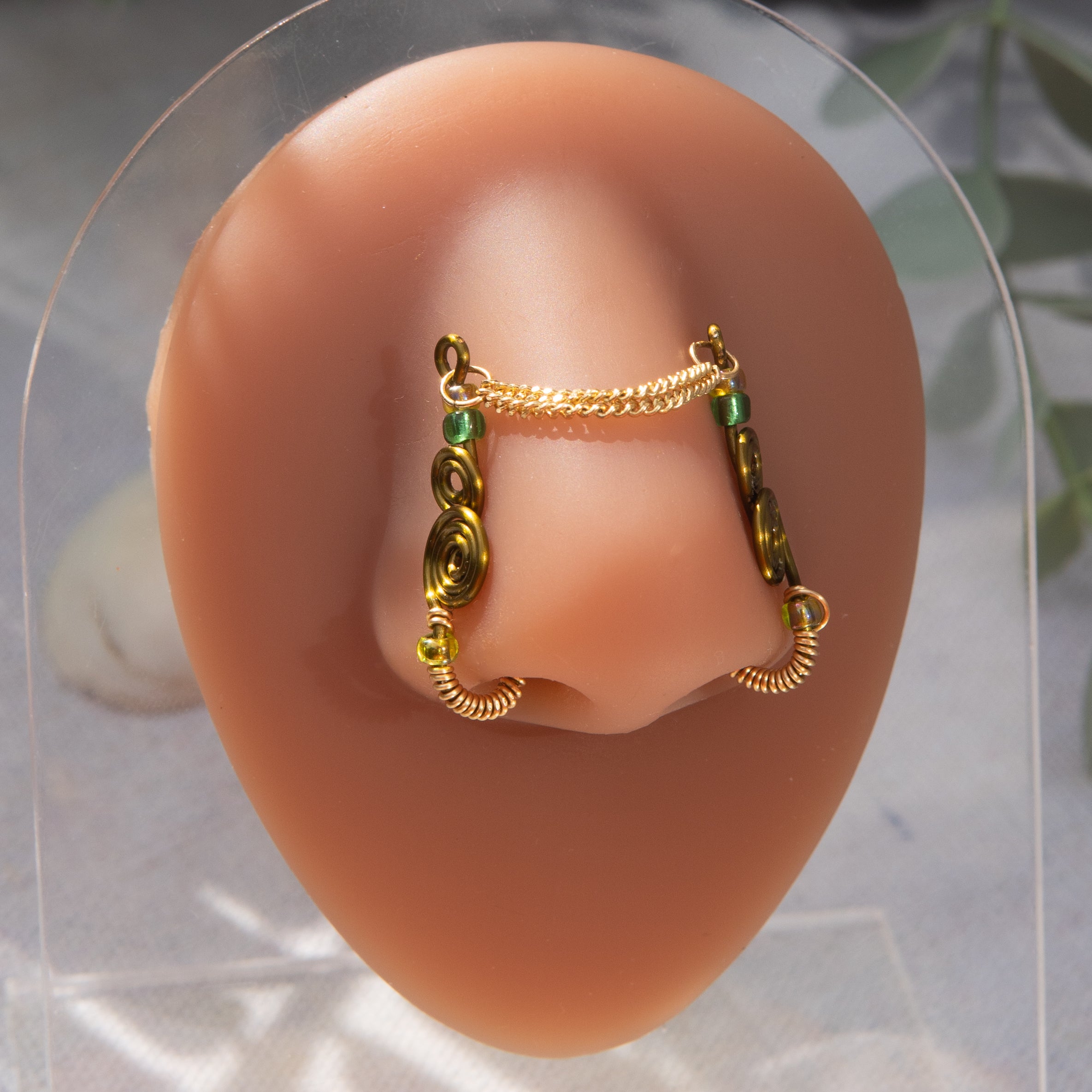 Yasigi gold bridge nose cuff