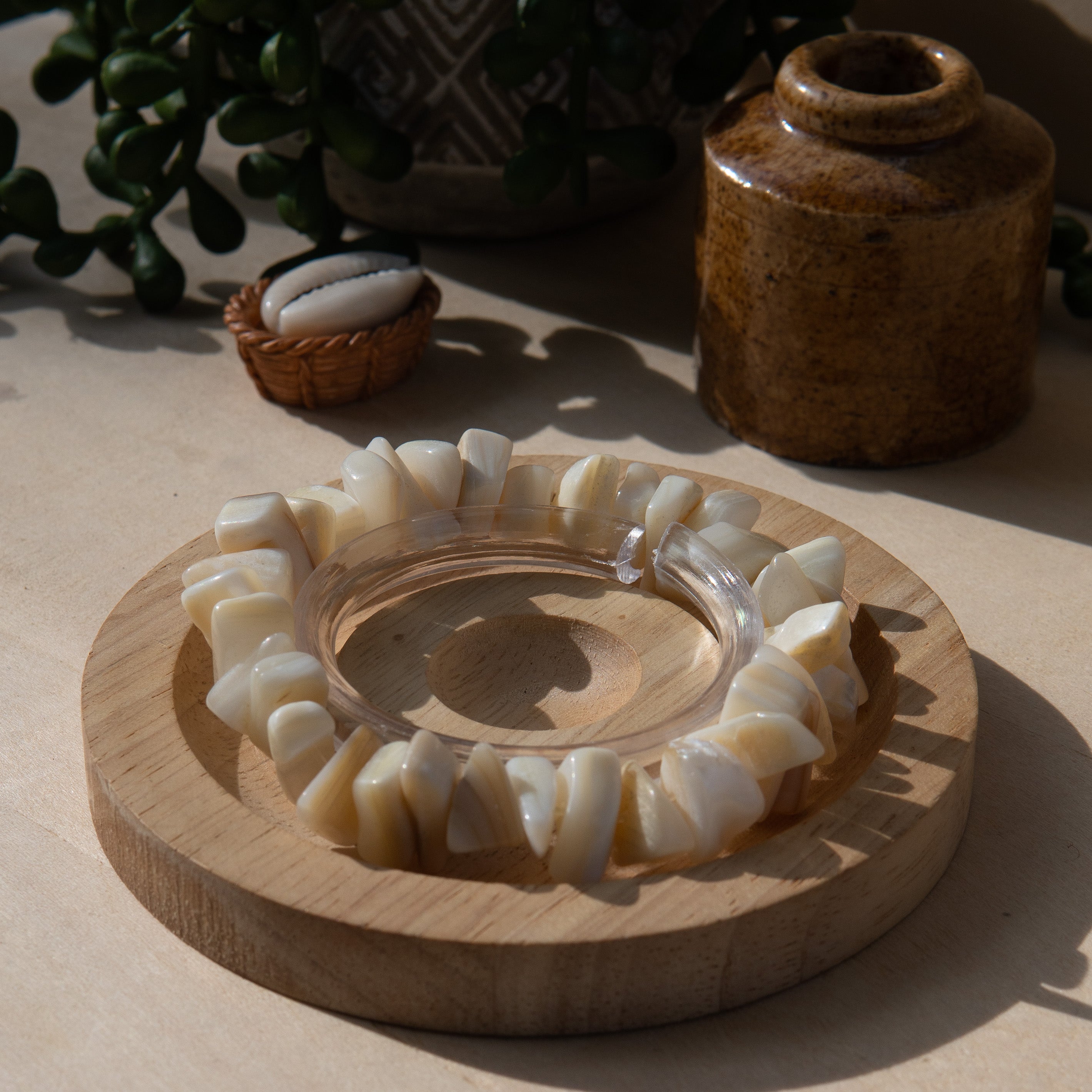 Yemọja Chunky Shell Bracelet